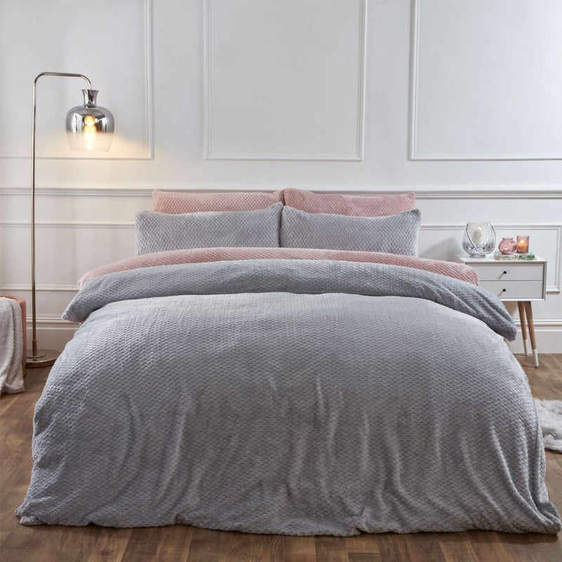 Luxurious Brentfords Fleece Waffle Silver Grey Duvet Set