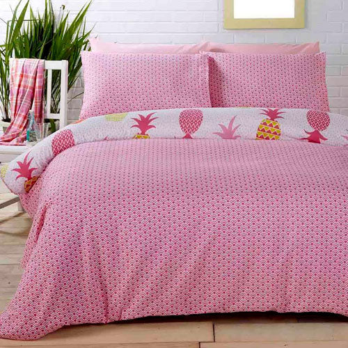 Studio Art Aloha Pineapples Duvet Set Reversible