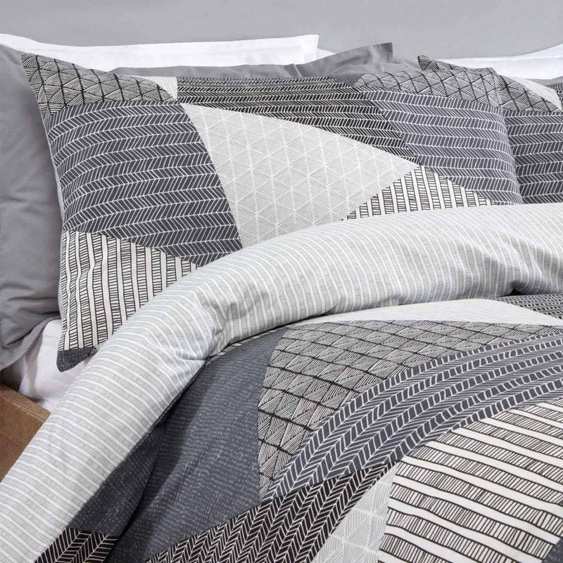 Textured Geometric Grey Duvet Set