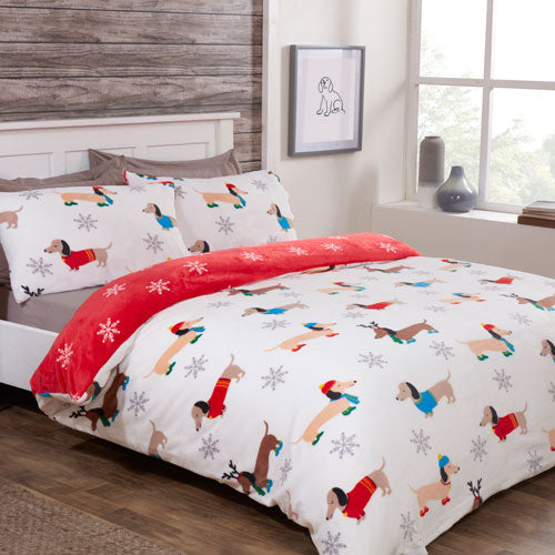 Comfy Fleece Winter Sausage Dog Duvet Cover Set