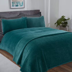 Luxury Velour Pinsonic Emerald Bed Throw Size 260 x 240cm