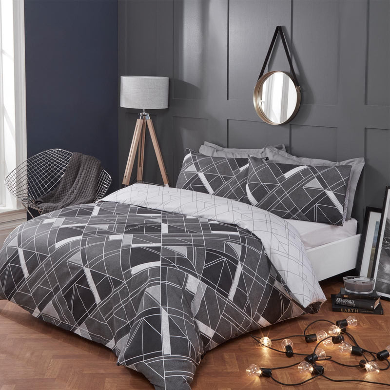 Abstract Lines Design Black Duvet Set