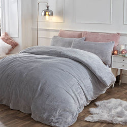 Luxurious Brentfords Fleece Waffle Silver Grey Duvet Set